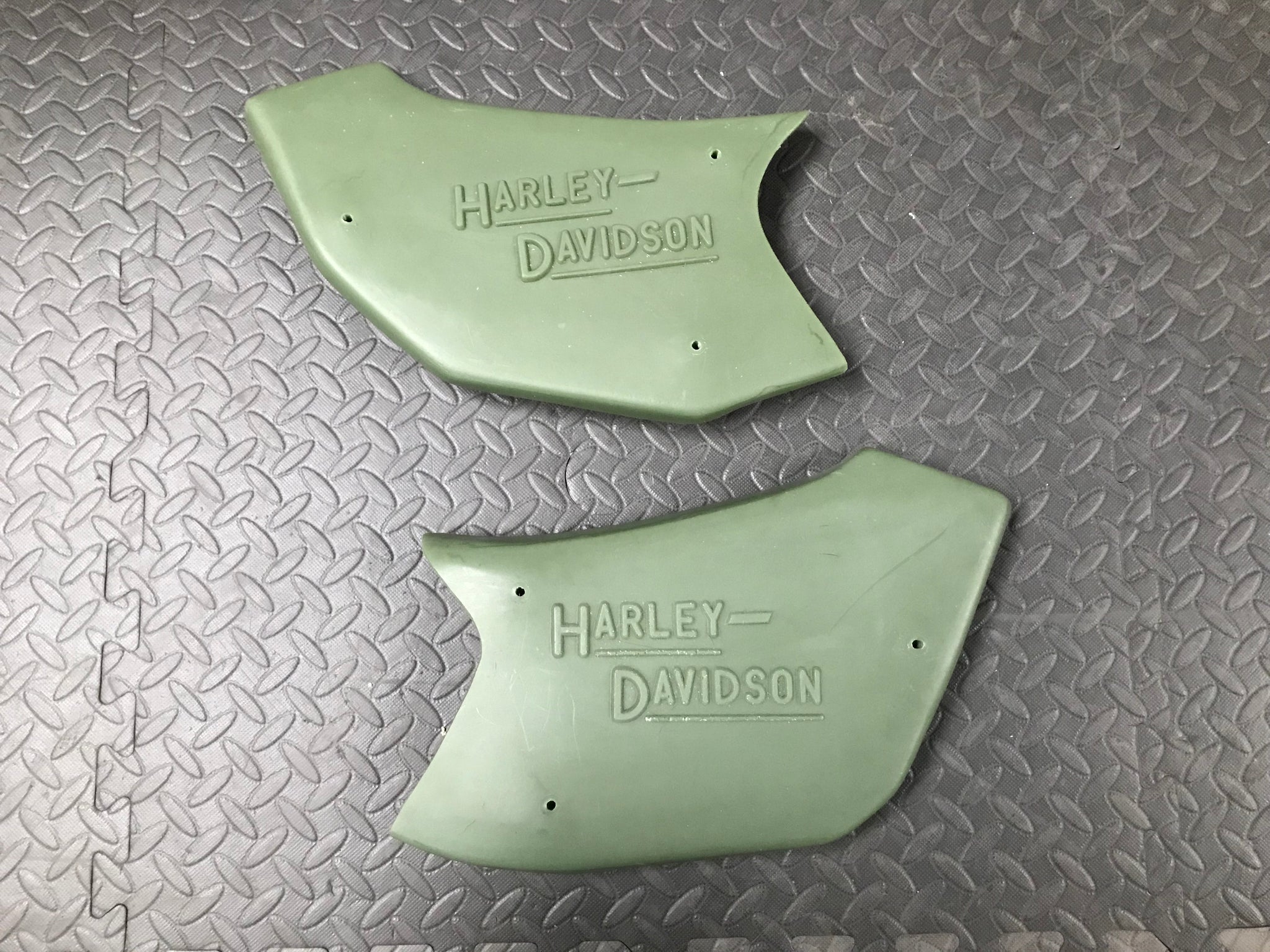 Side Panel Pair (MT350 UK/MT500 US) (84753284/84753276) – Force